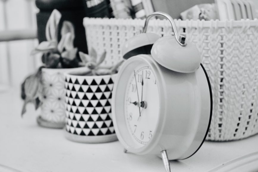 9 ideas to make your bedroom feel fresh & clean for spring